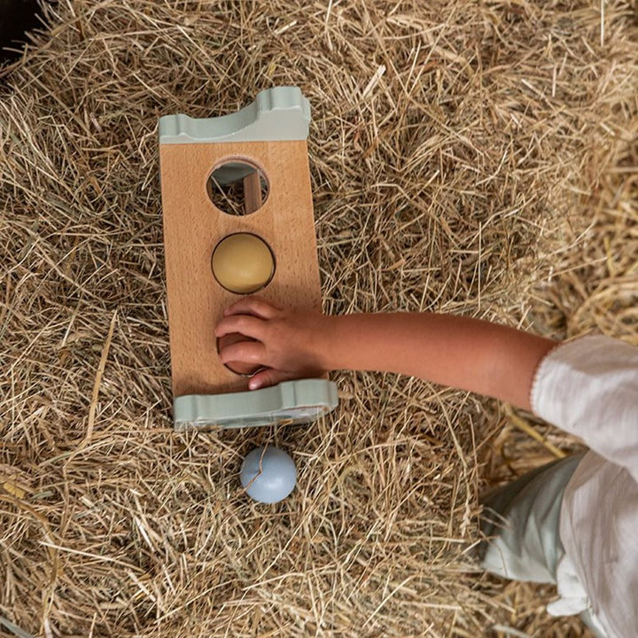 Little Dutch Pounding Bench With Rolling Balls – Little Farm