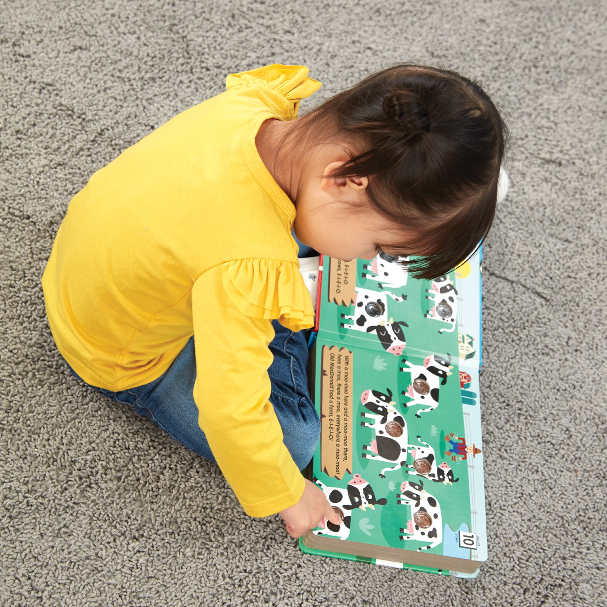 Melissa & Doug Poke-a-Dot Board Book – Old MacDonald’s Farm