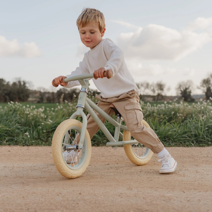 Little Dutch Balance Bike – Matt Green