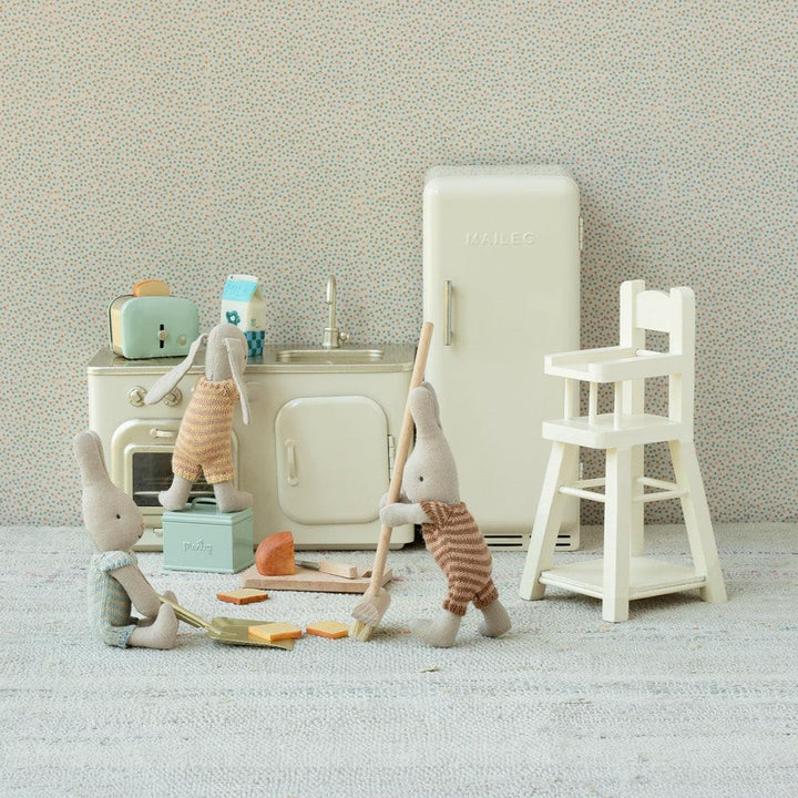Maileg Miniature Bread Bin Set