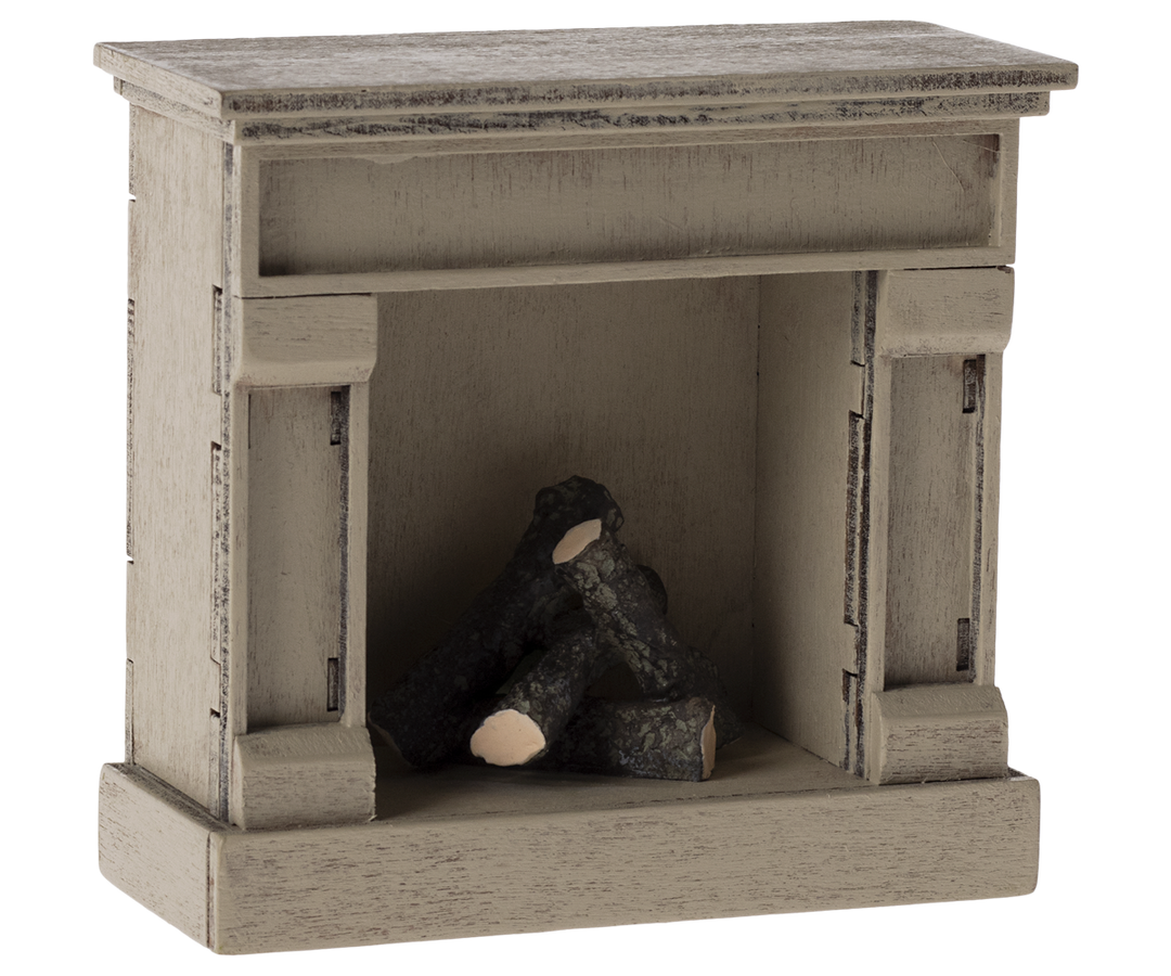 Maileg Miniature Mouse Fireplace – Off White