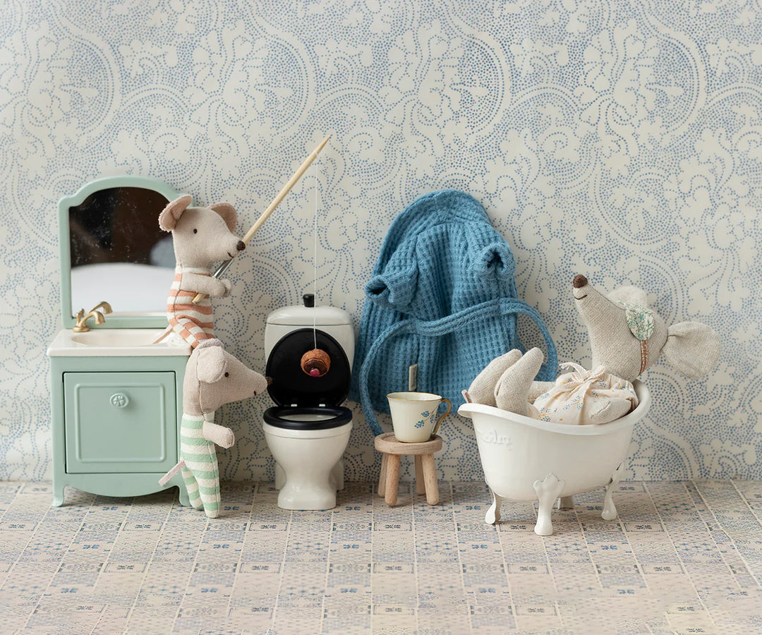 Maileg Miniature Mouse Bathtub