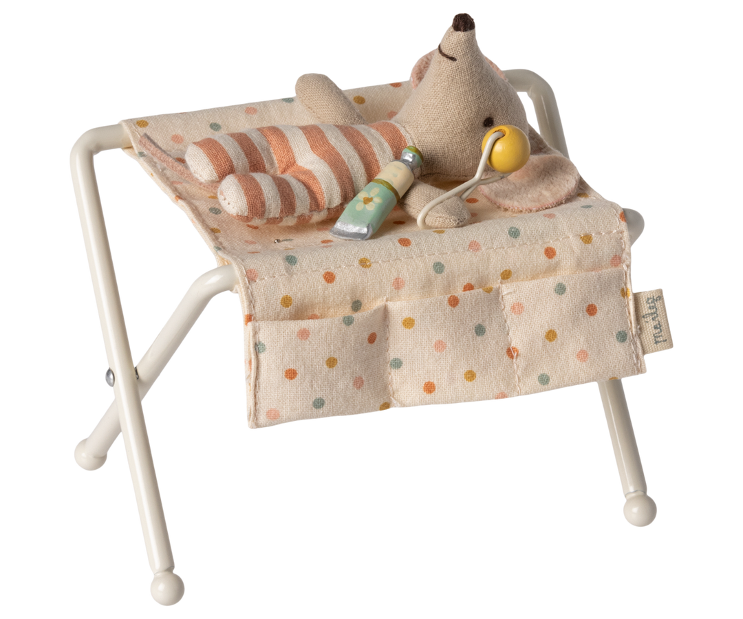 Maileg Miniature Baby Mouse Nursery Table – Off White