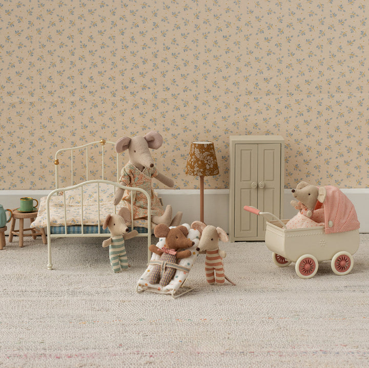 Maileg Miniature Mouse Pram – Coral