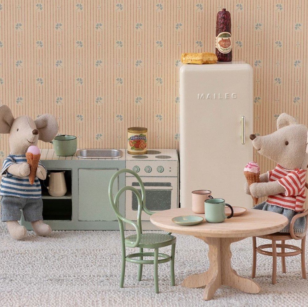 Maileg Miniature Mouse Fridge – Off White