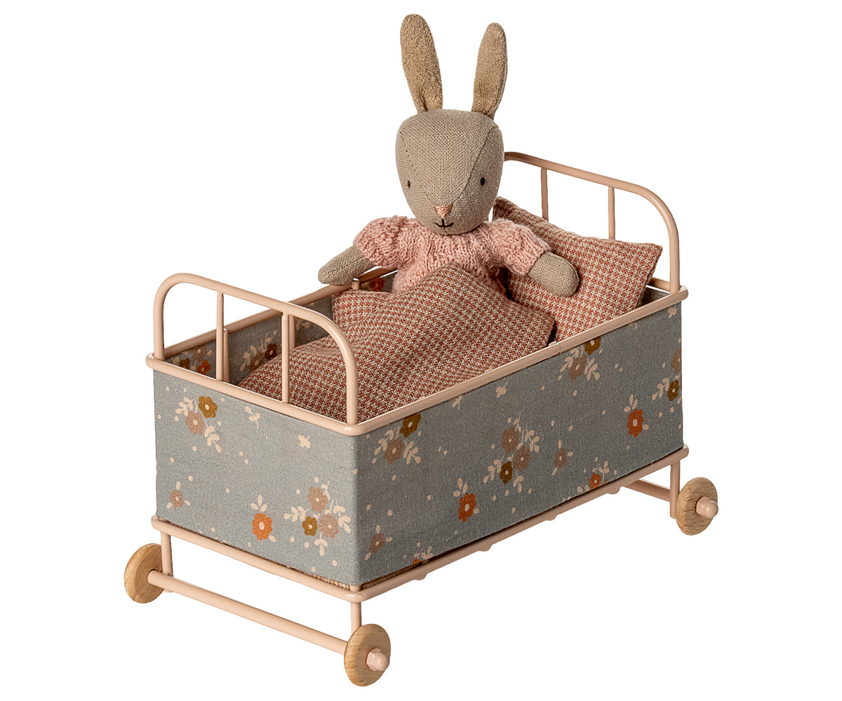 Maileg Miniature Mouse Micro Cot Bed – Powder