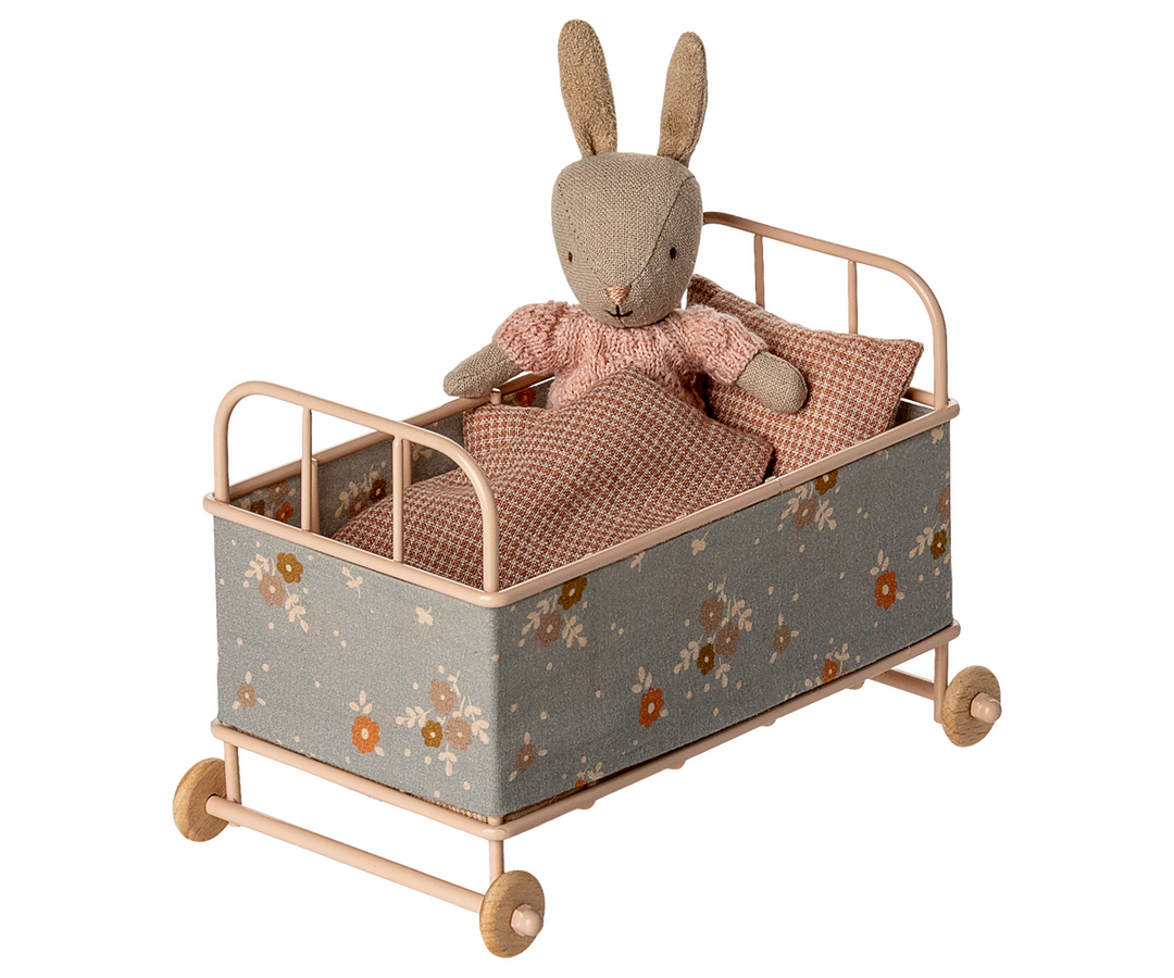 Maileg Miniature Mouse Micro Cot Bed – Powder