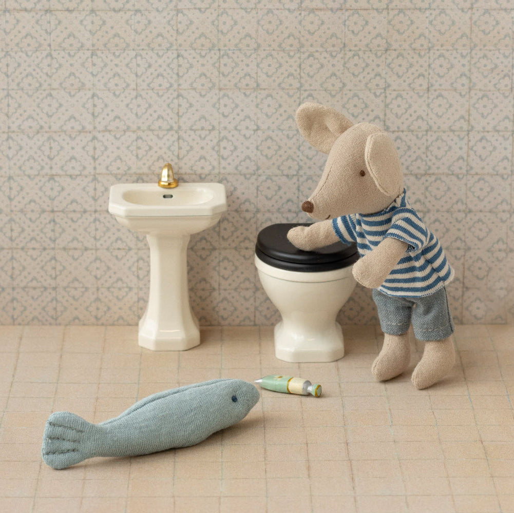 Maileg Miniature Mouse Bathroom Sink – Off White