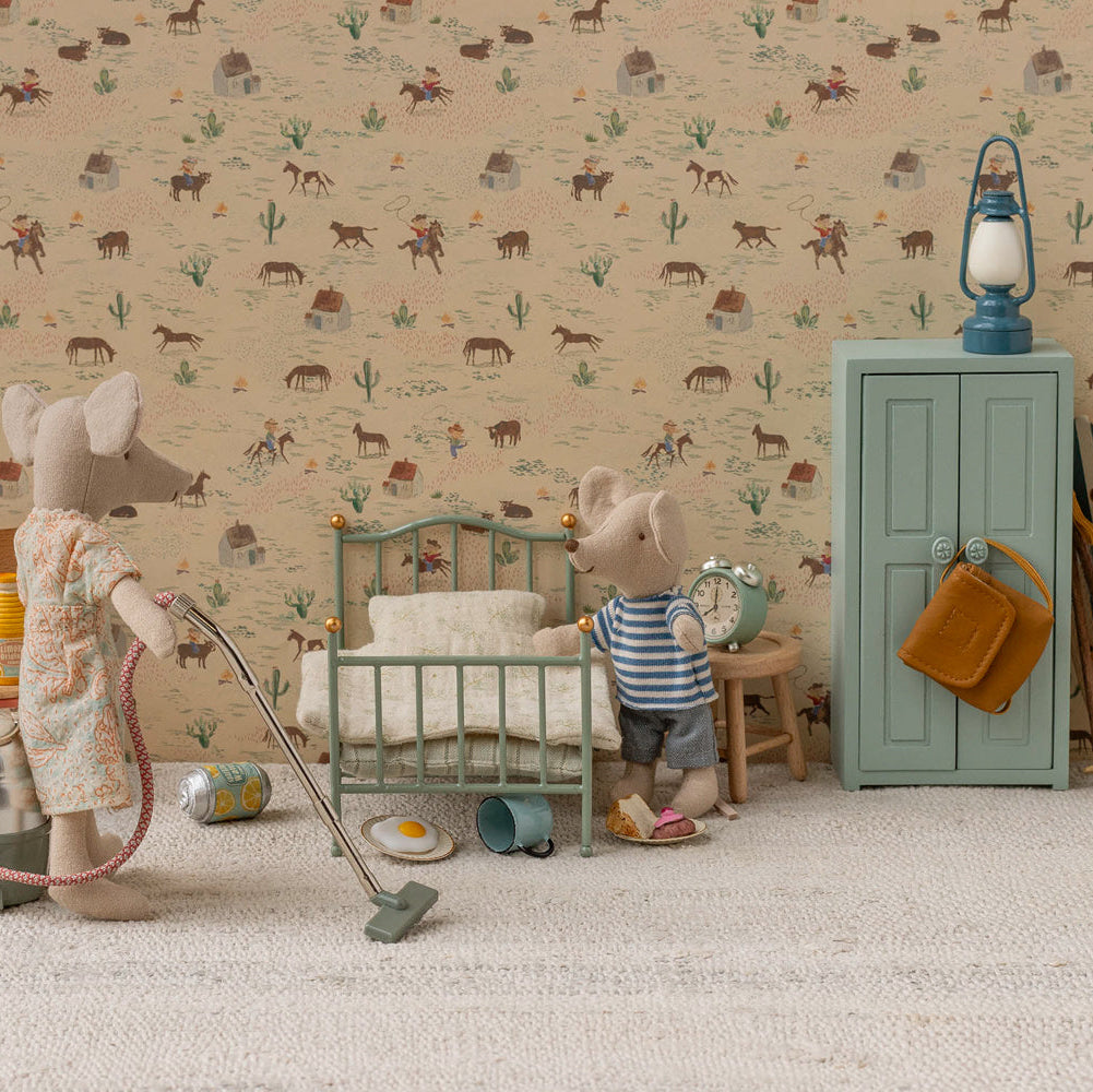 Maileg Miniature Mouse Vintage Single Bed – Mint