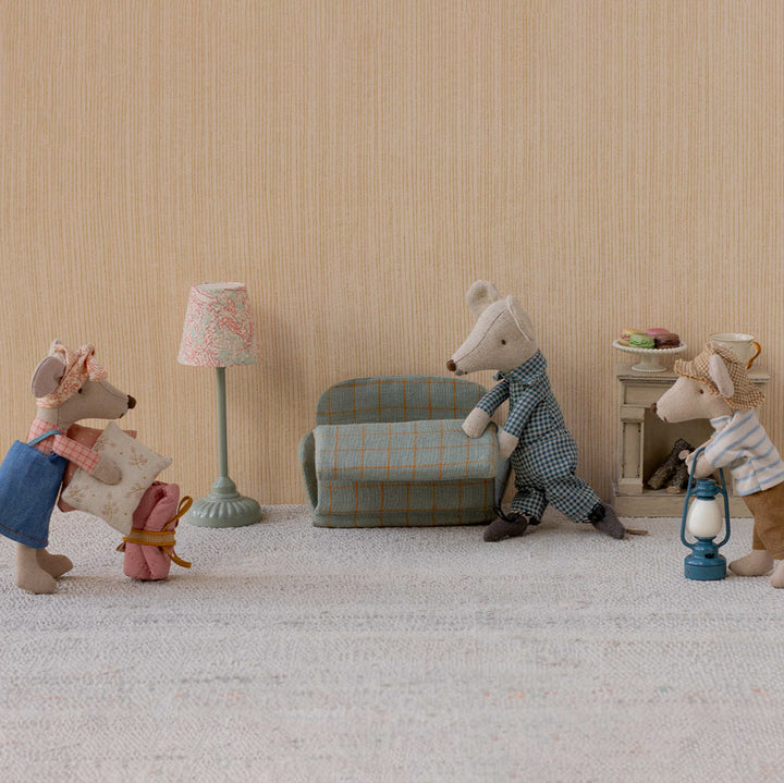 Maileg Miniature Mouse Floor Lamp – Mint