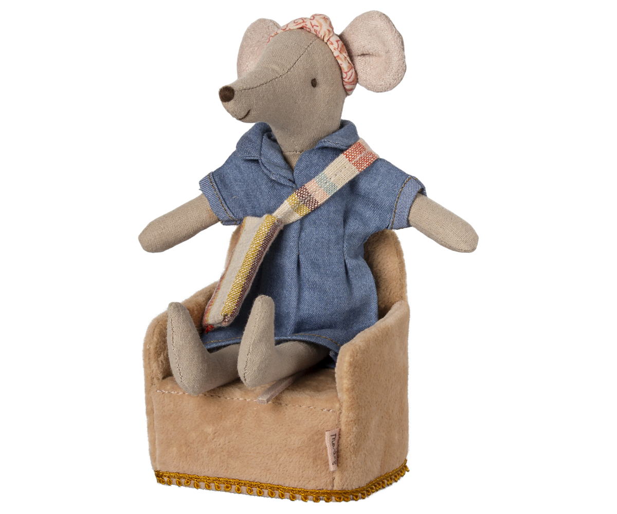 Maileg Miniature Mouse Folding Chair – Powder