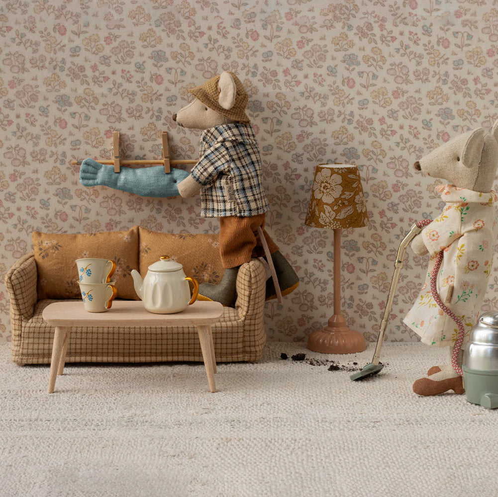 Maileg Miniature Mouse Couch – Mable