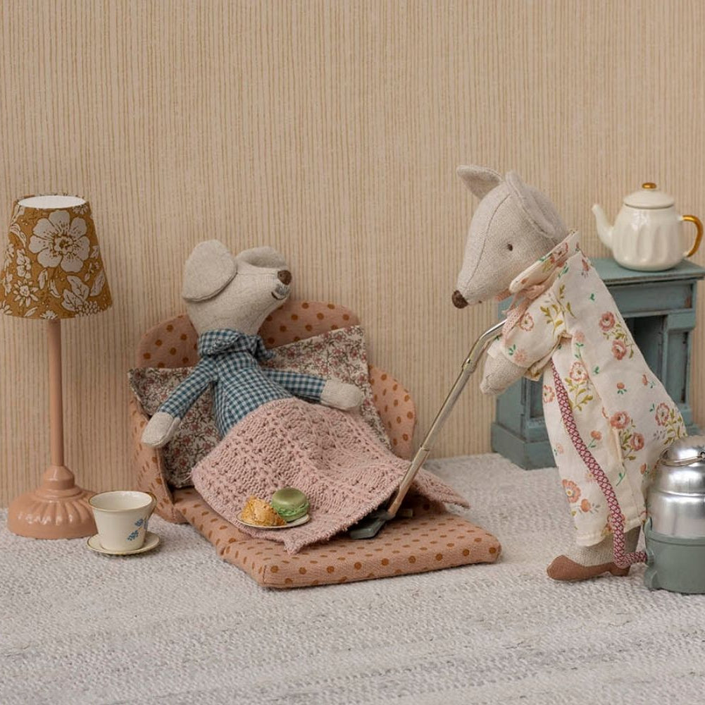 Maileg Miniature Mouse Sofa Bed – Dots