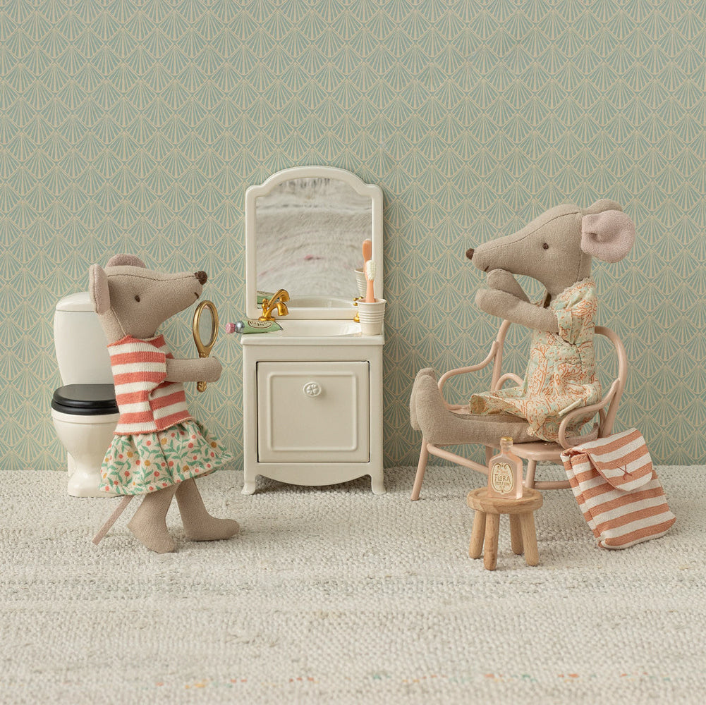 Maileg Miniature Mouse Toothbrush Set in Bag – Coral Stripe