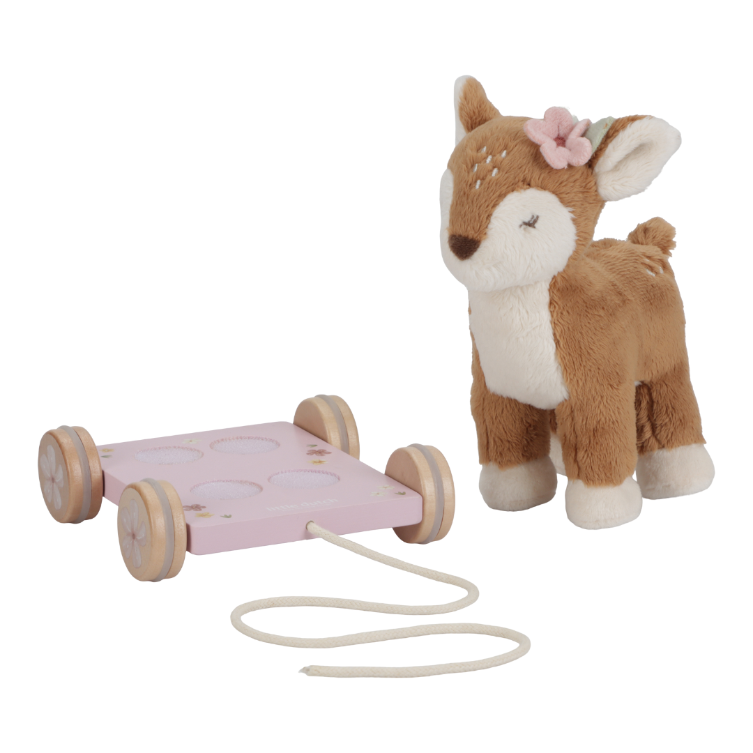 Little Dutch Pull Along Deer – Fairy Garden