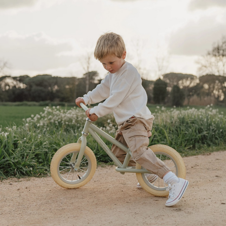 Little Dutch Balance Bike – Matt Green