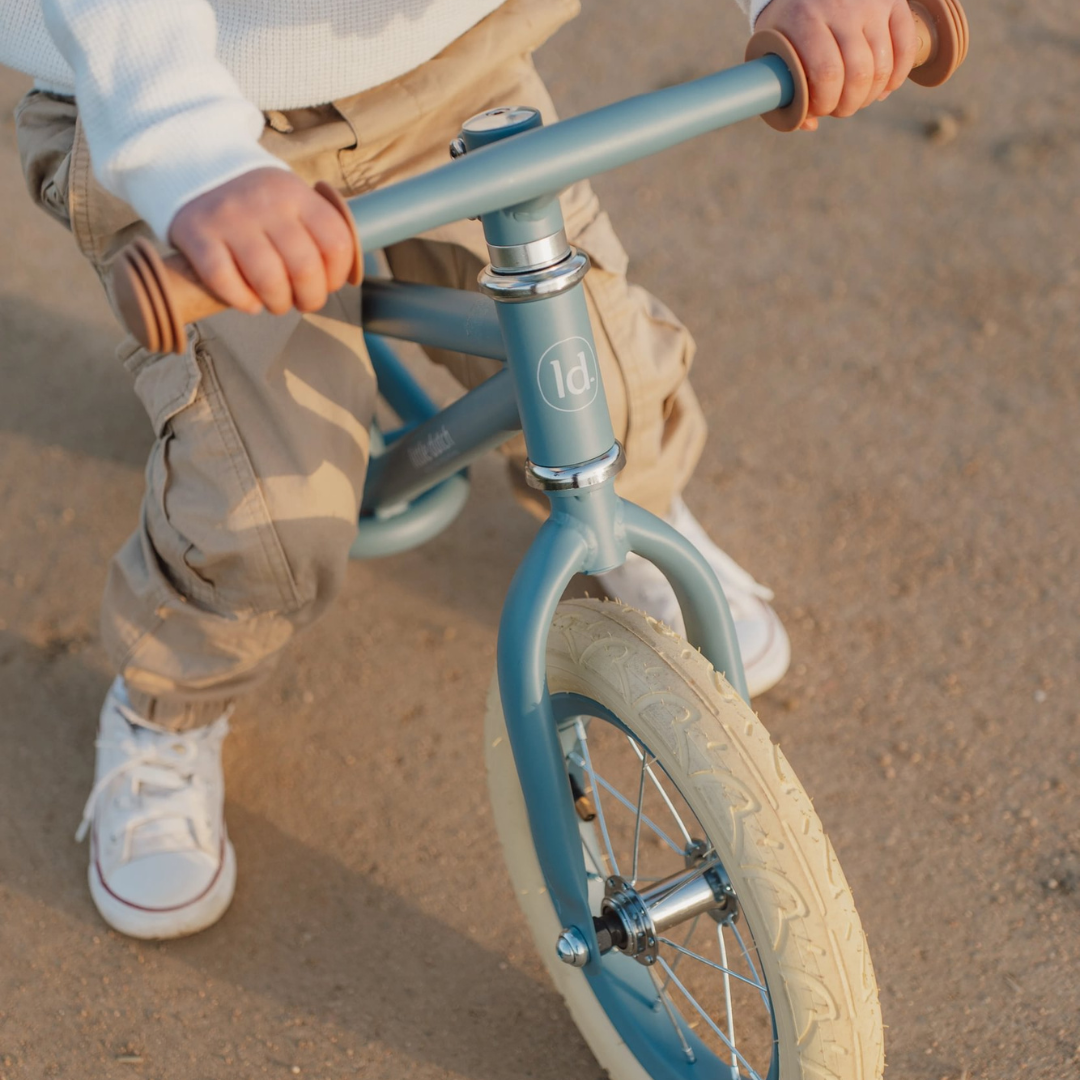 Little Dutch Balance Bike – Matt Blue