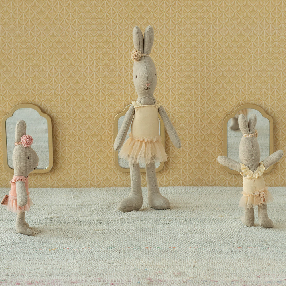 Maileg Rabbit with Ballet Suit & Skirt – Cream (Size 1)