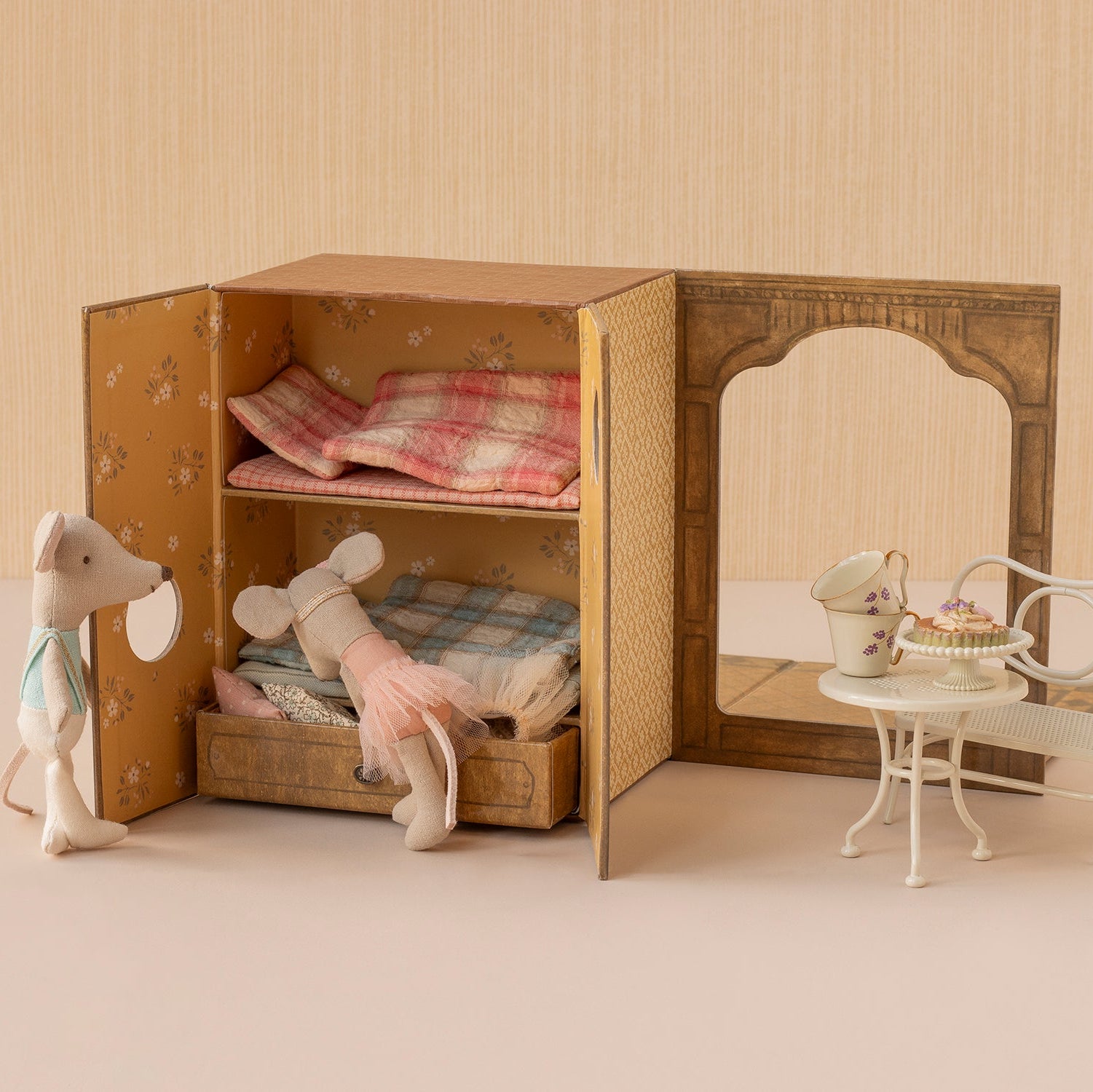 Maileg Ballet Mice in Dance Studio – Little Sister & Brother