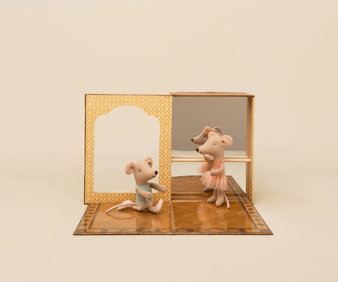 Maileg Ballet Mice in Dance Studio – Little Sister &amp; Brother