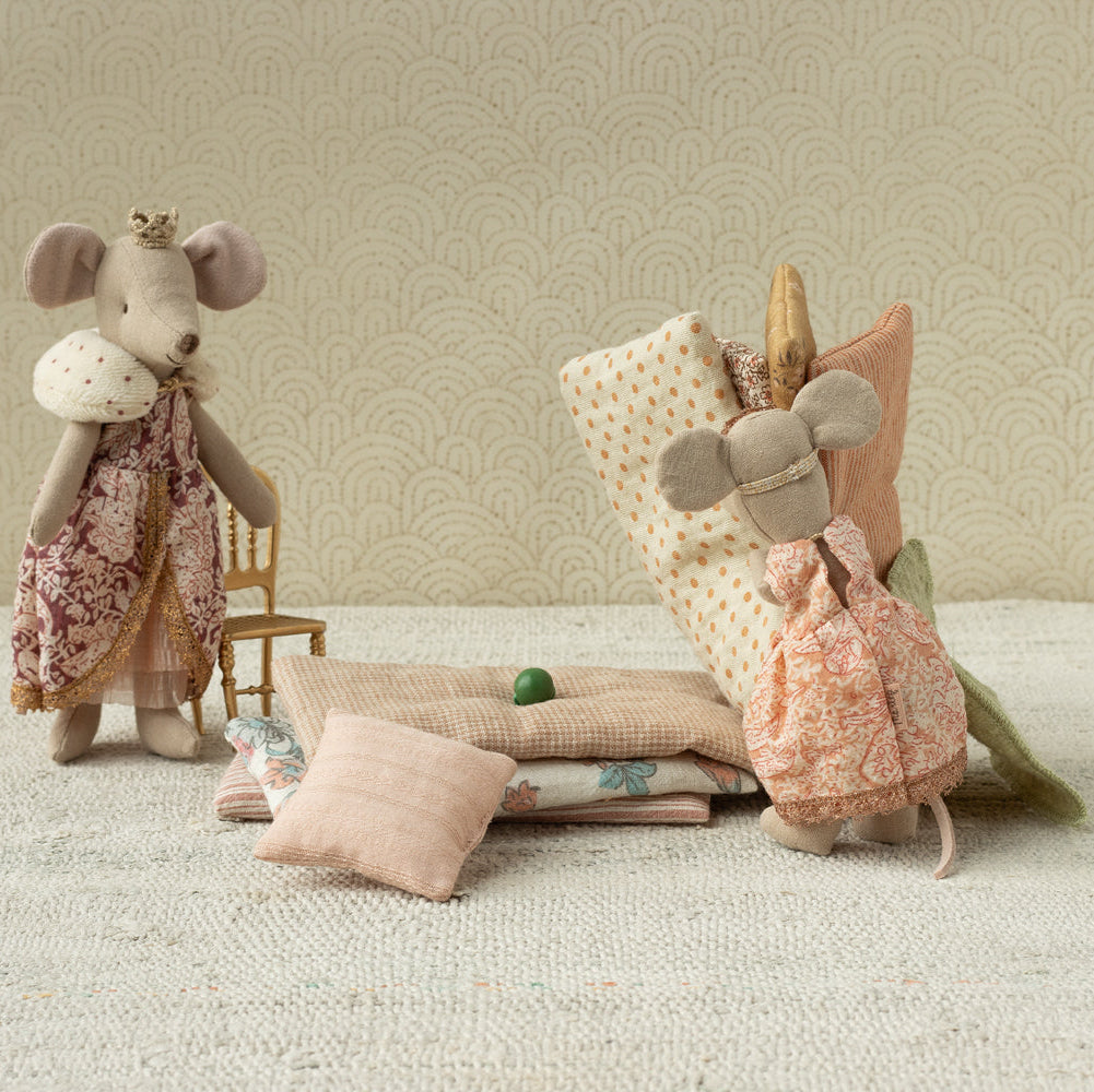 Maileg Princess &amp; the Pea Mouse – Big Sister