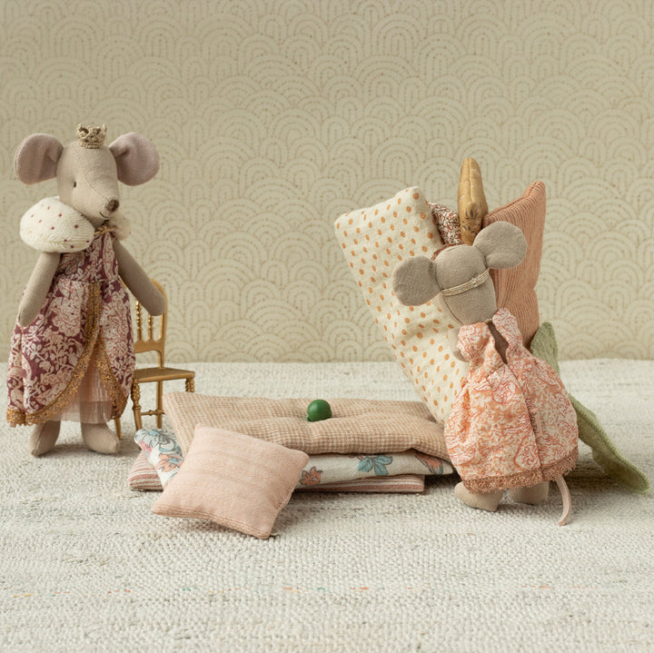 Maileg Princess &amp; the Pea Mouse – Big Sister