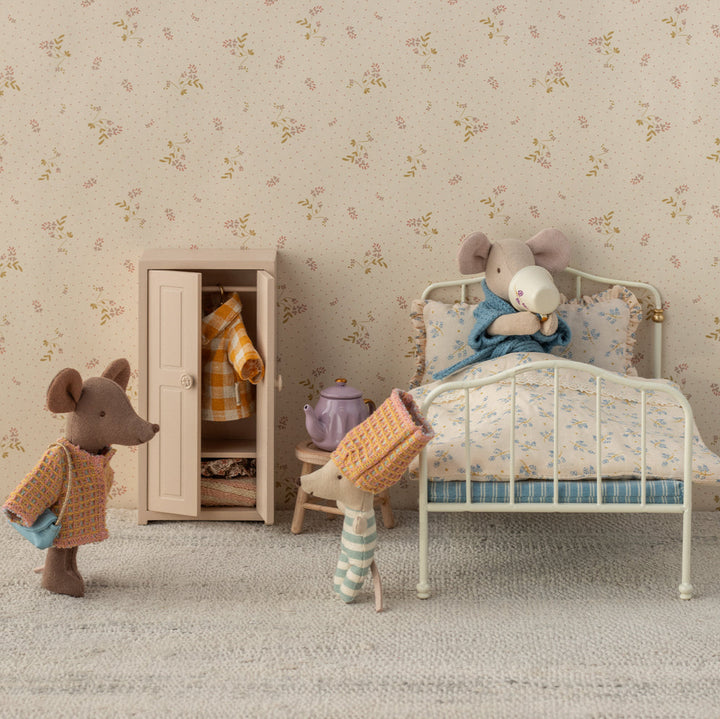 Maileg Mouse Suit – Mum Mouse