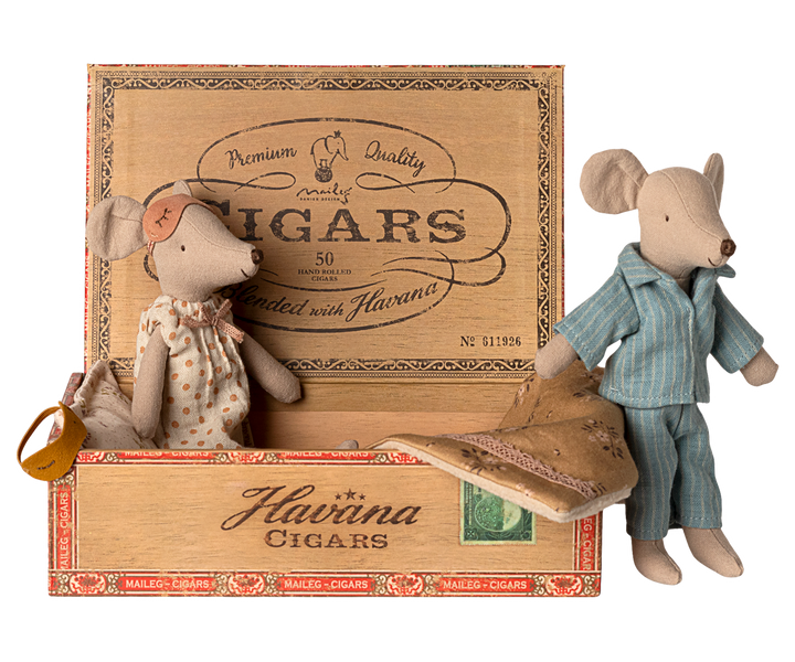 Maileg Mum &amp; Dad Mice in Cigar Box