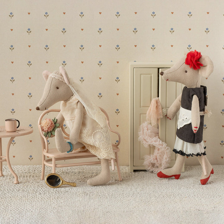 Maileg Beautician – Mum Mouse