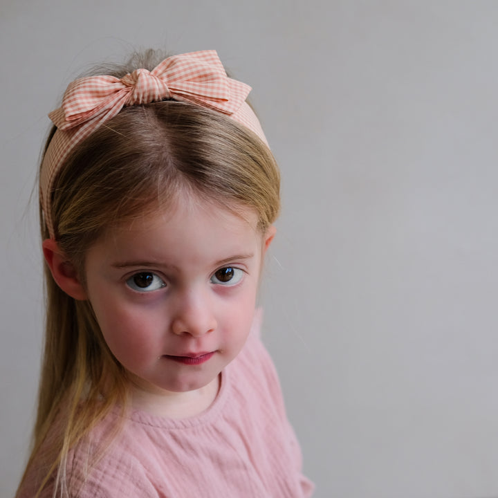 Mimi &amp; Lula Gingham Edie Bow Alice – Peach