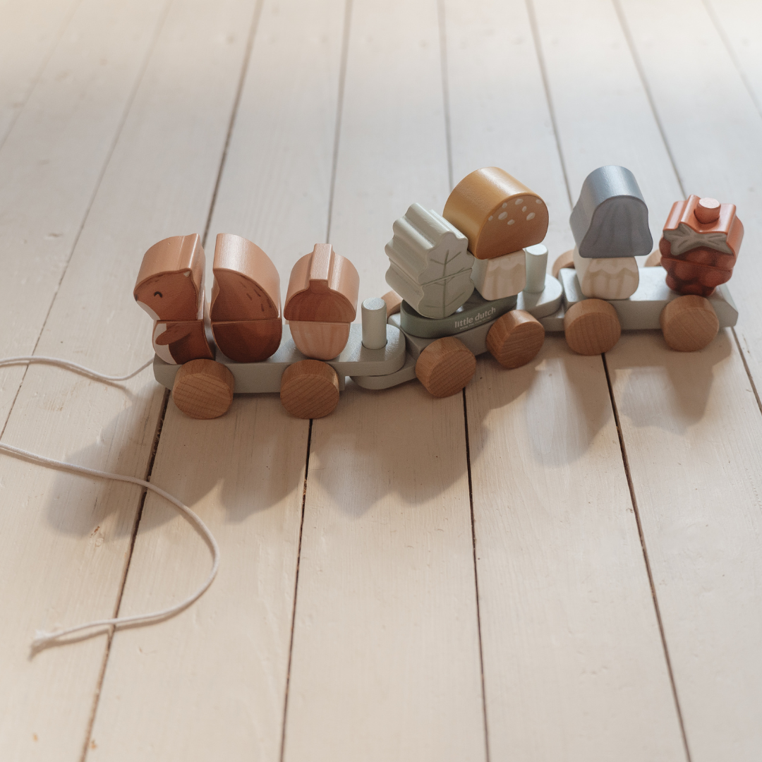 Little Dutch Squirrel Stacking Train – Forest Friends