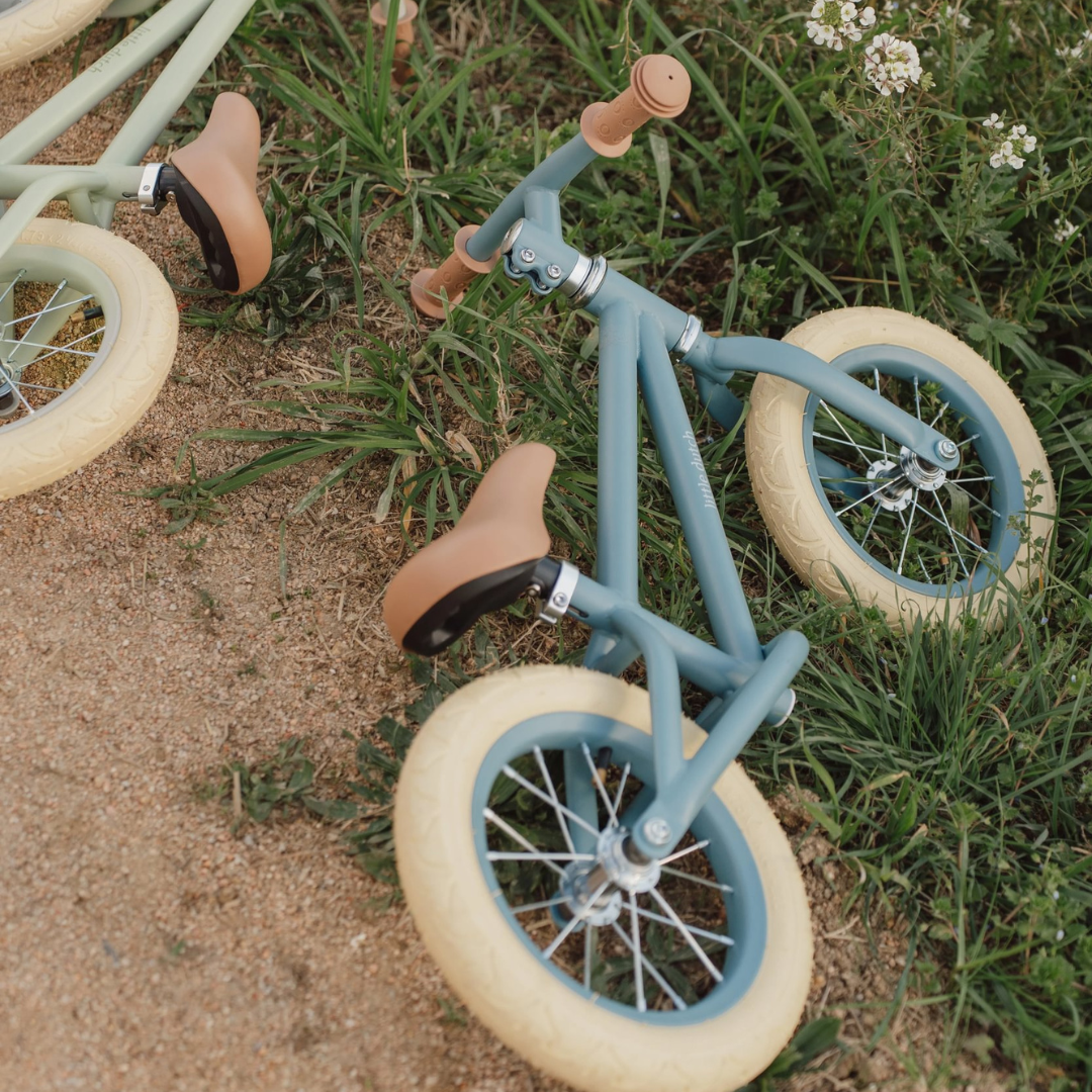 Little Dutch Balance Bike – Matt Blue