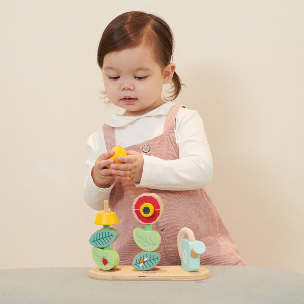 Classic World Stacking Rings Flower Garden