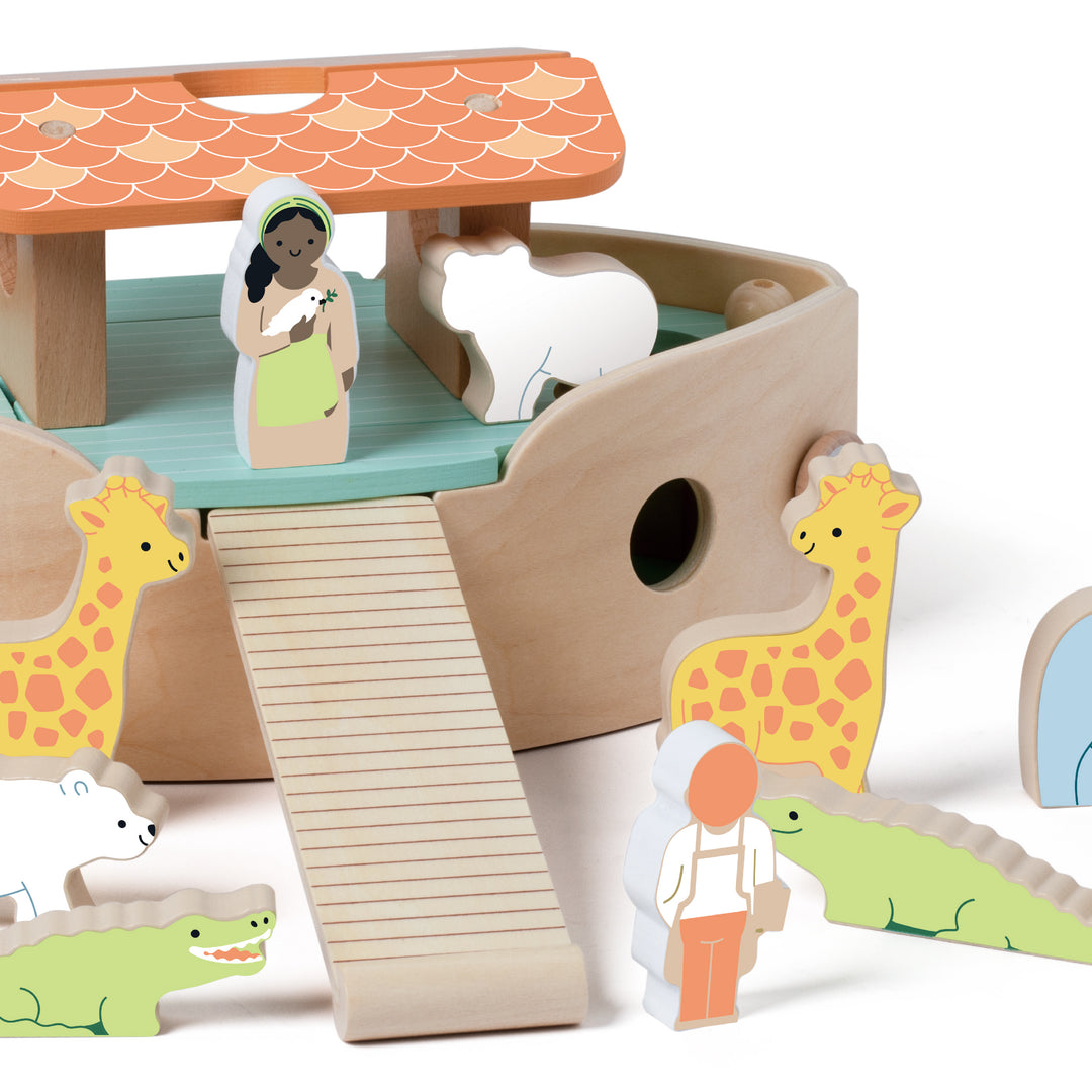 Classic World Making Noah’s Ark Playset