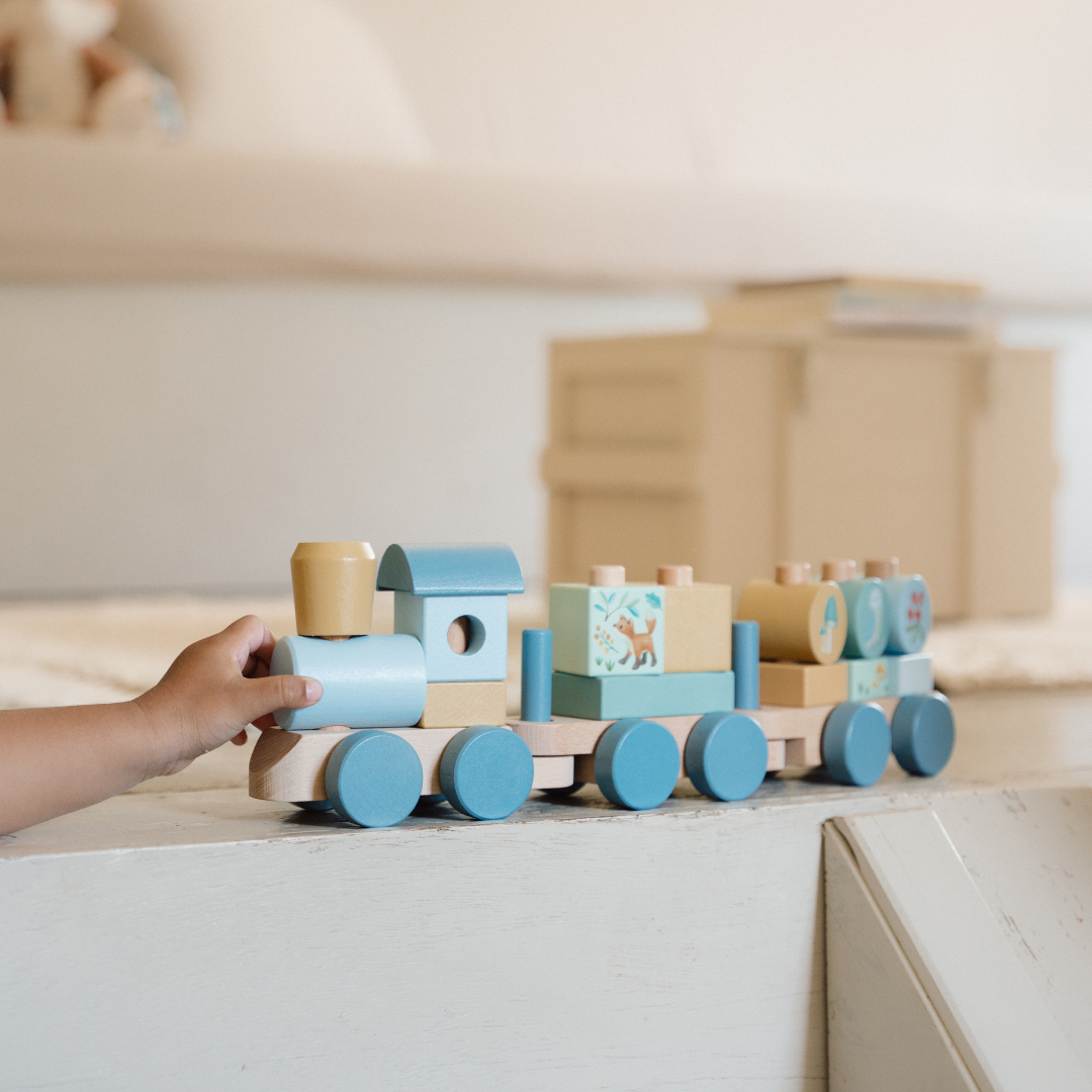Little Dutch Stacking Train – Forest Friends