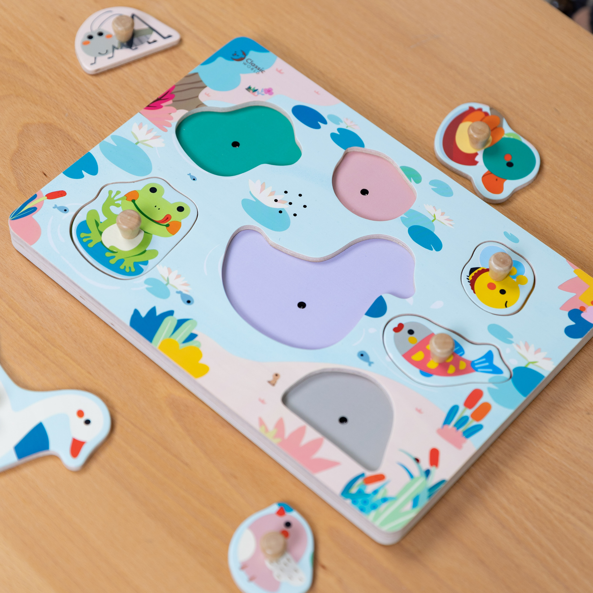 Classic World Wooden Peg Sound Puzzle – Pond