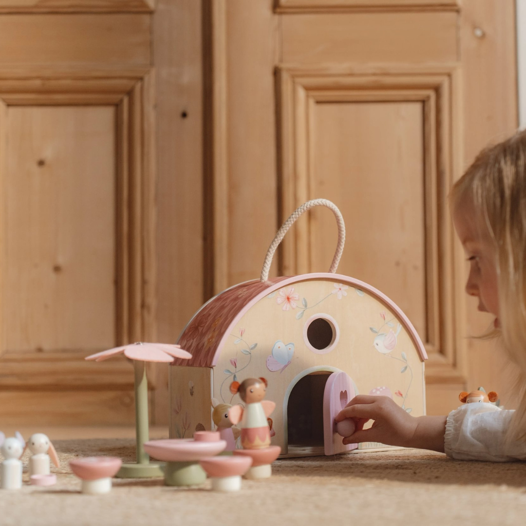 Little Dutch Fairy House – Fairy Garden