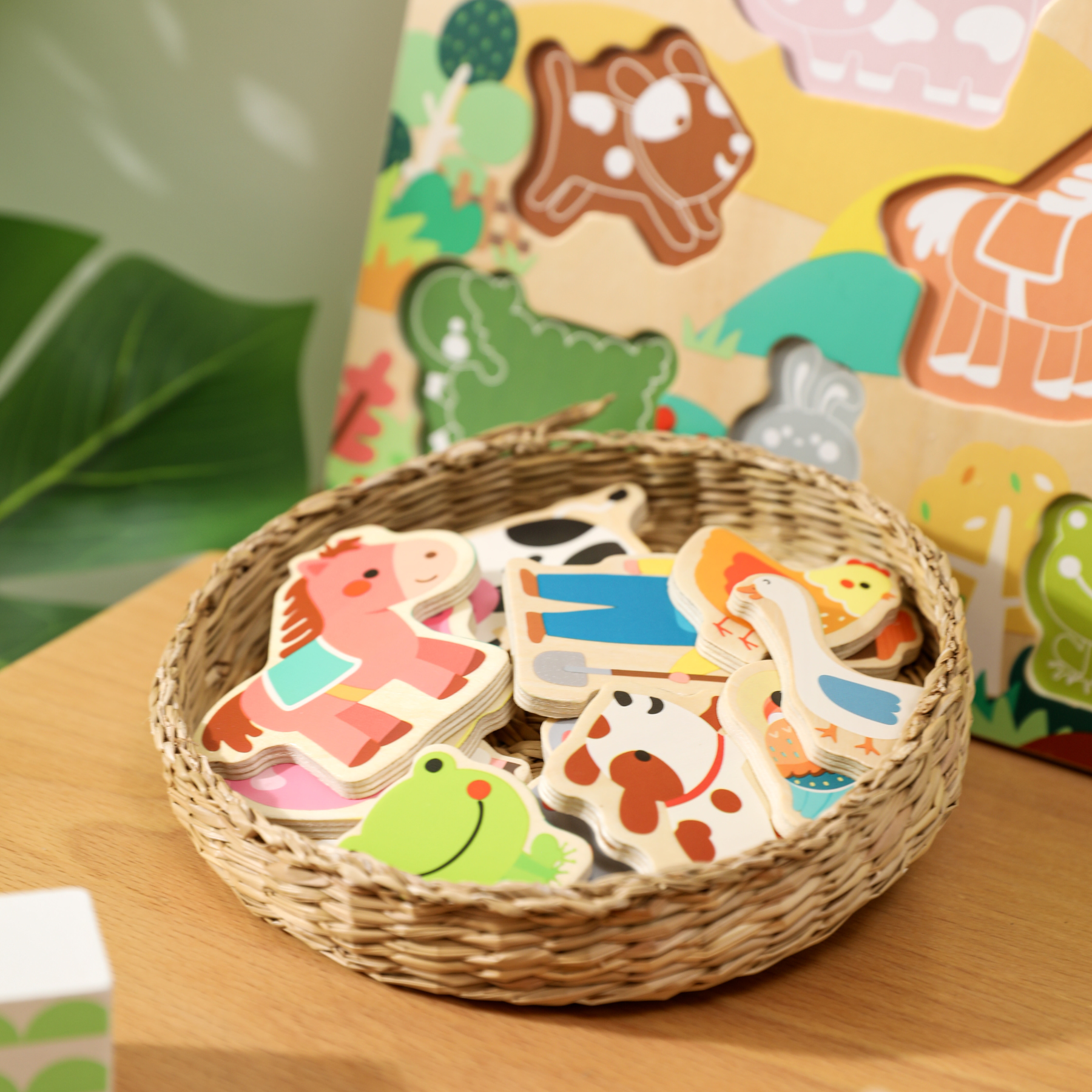 Classic World Wooden Puzzle – Farm