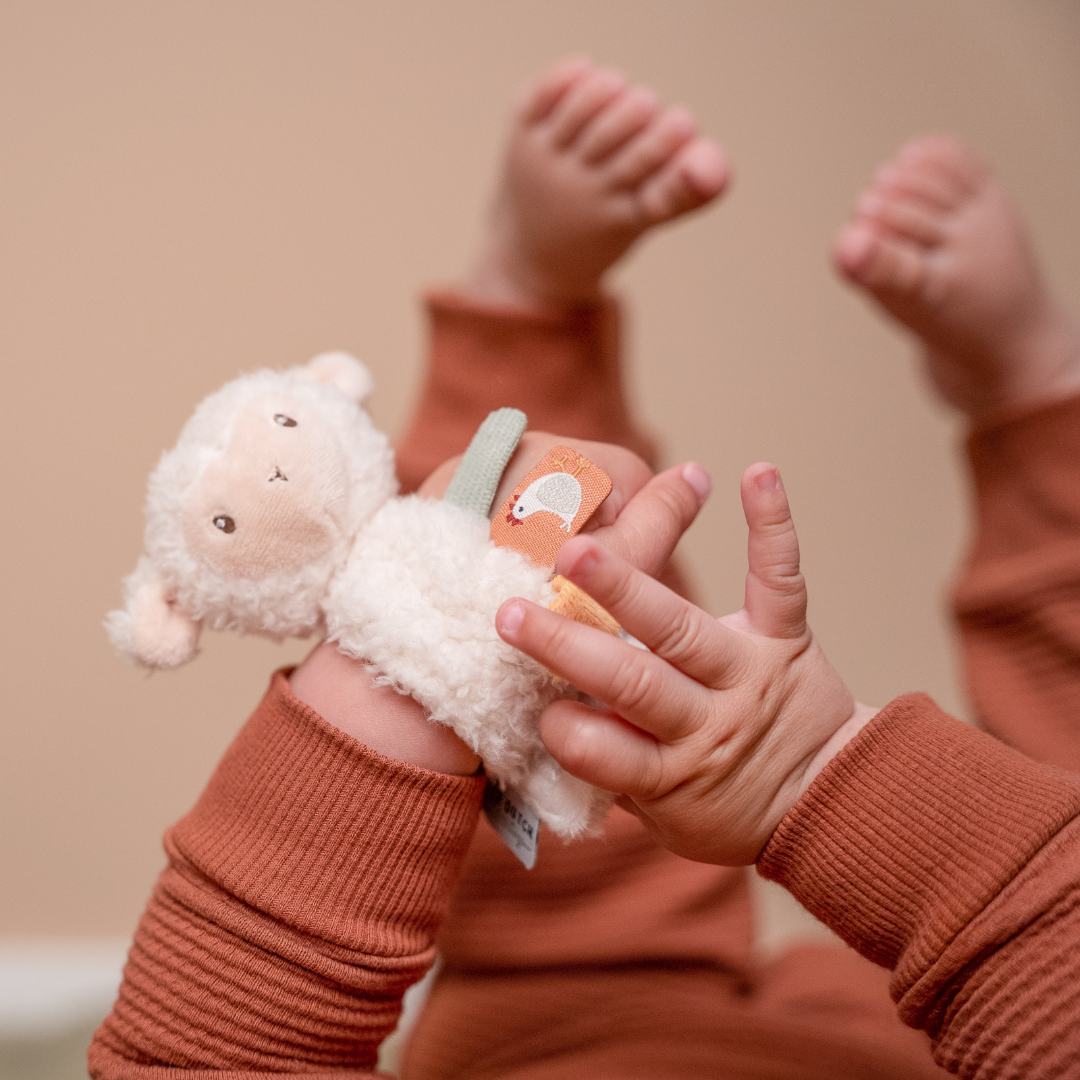 Little Dutch Sheep Wrist Rattle – Little Farm