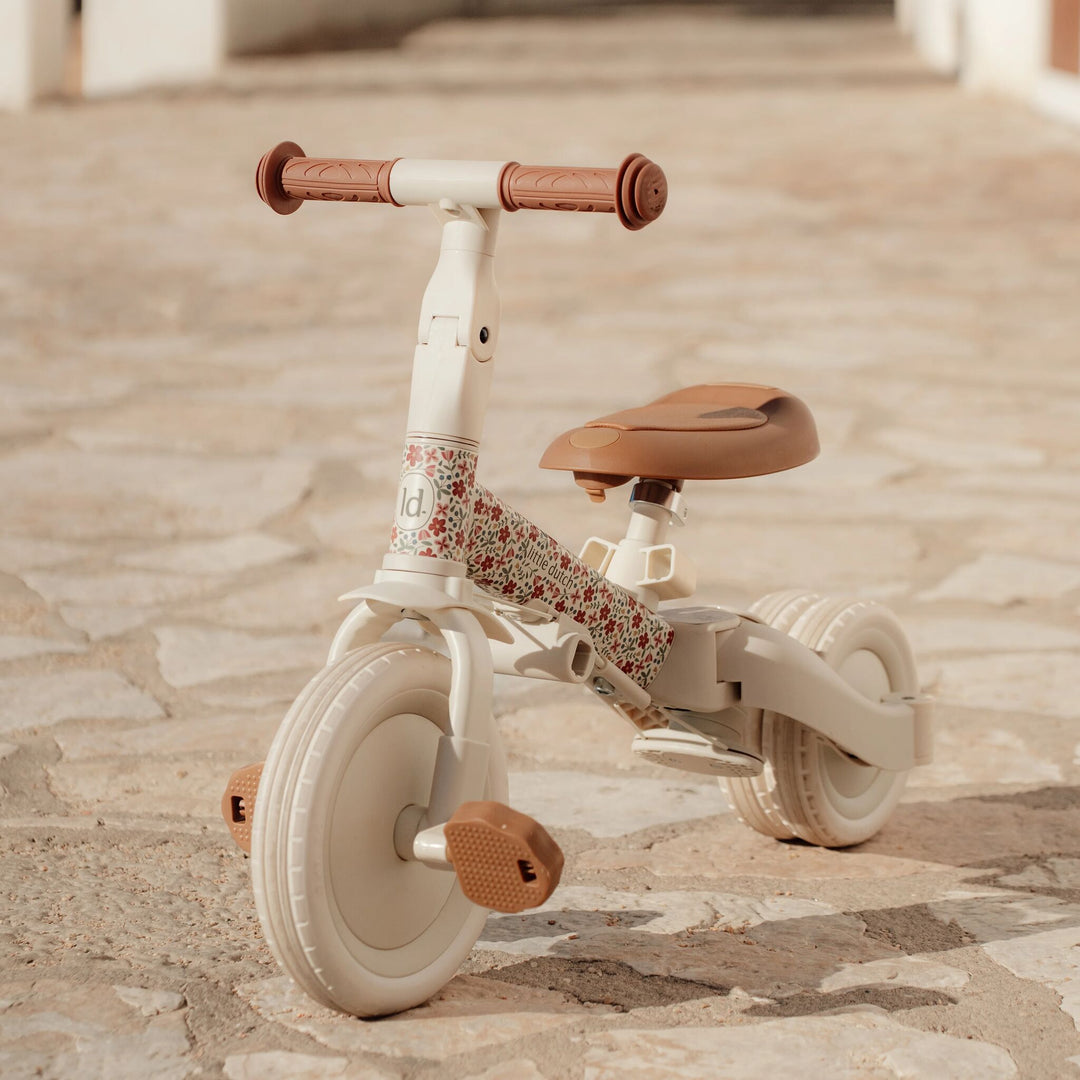 Little Dutch 4-in-1 Tricycle – Sunny Flowers