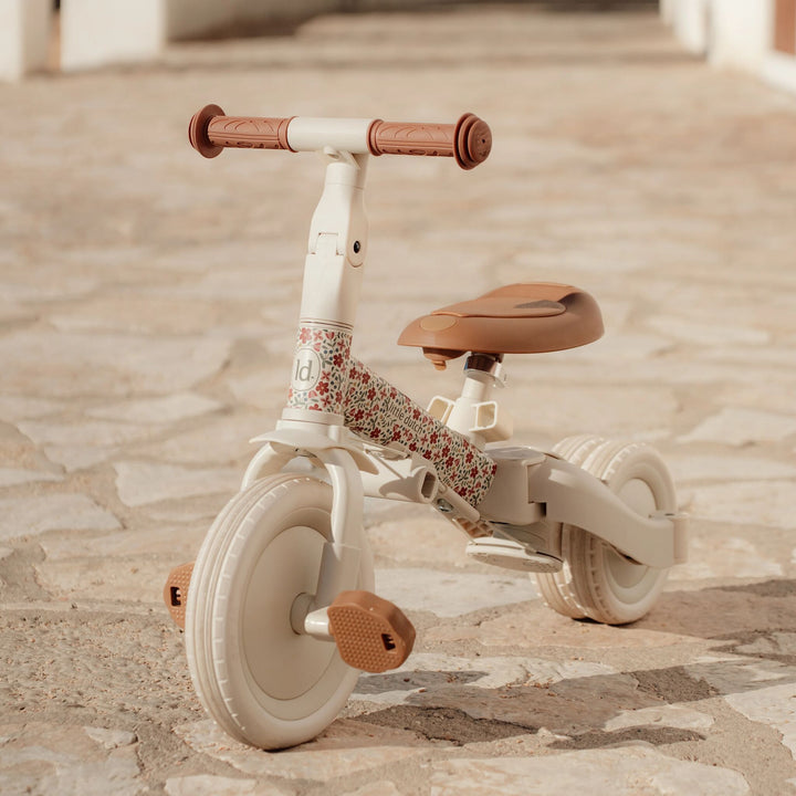 Little Dutch 4-in-1 Tricycle – Sunny Flowers