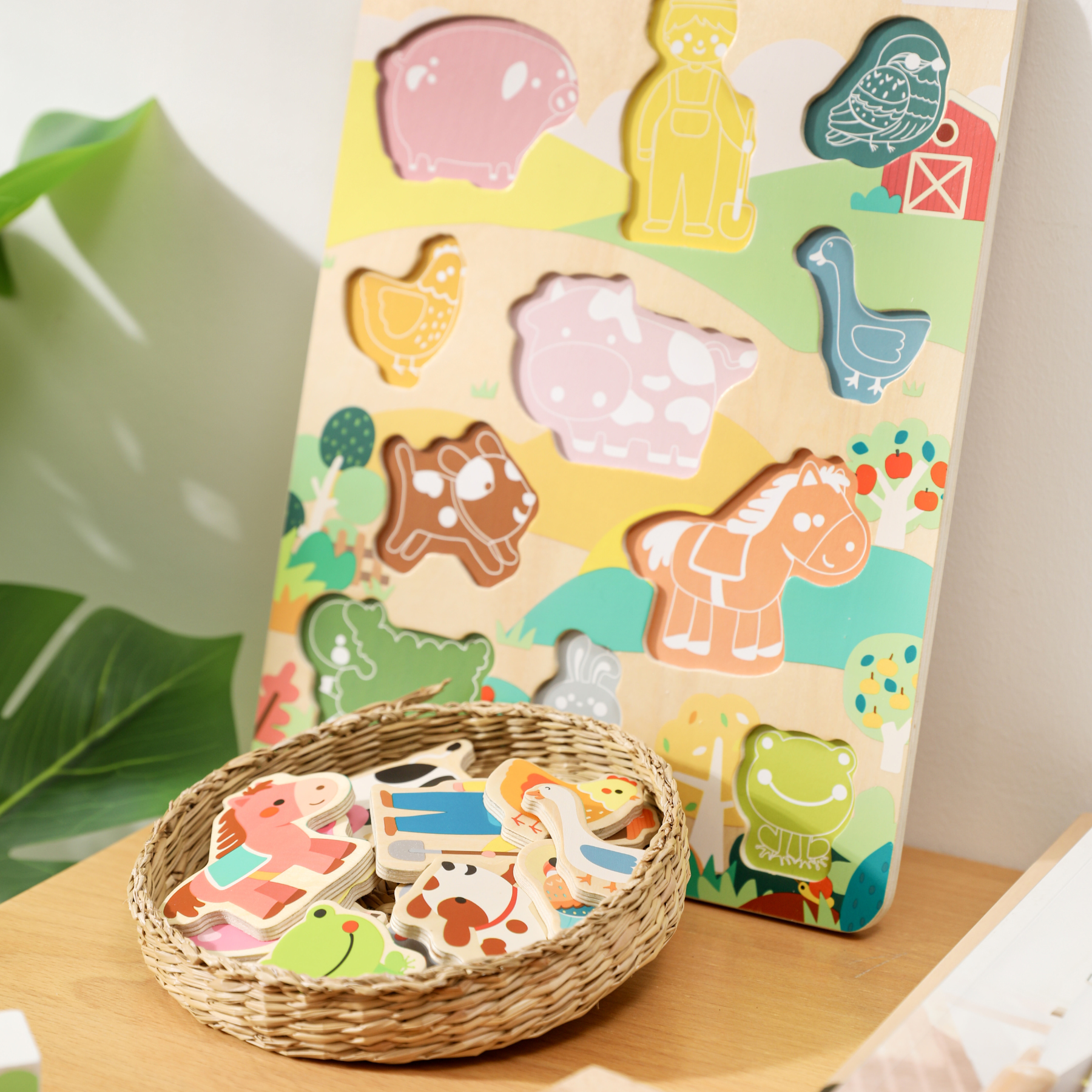 Classic World Wooden Puzzle – Farm