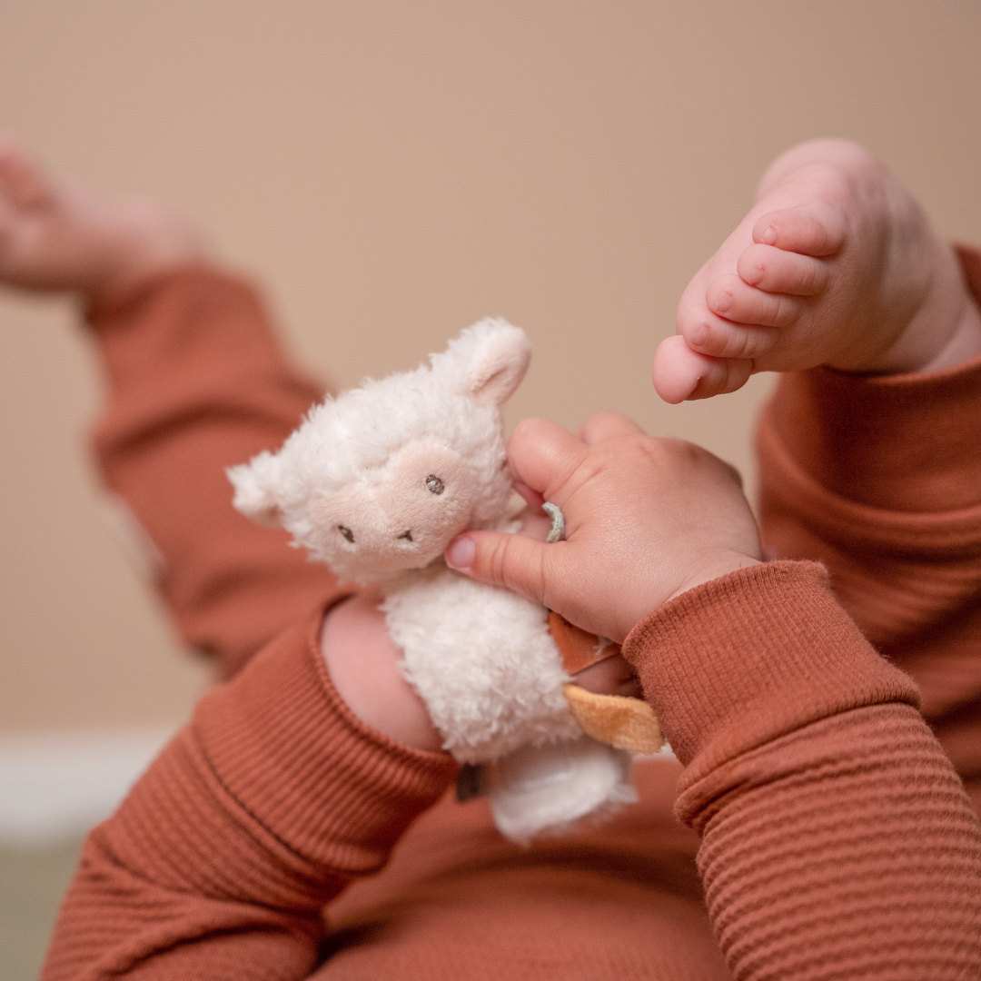 Little Dutch Sheep Wrist Rattle – Little Farm