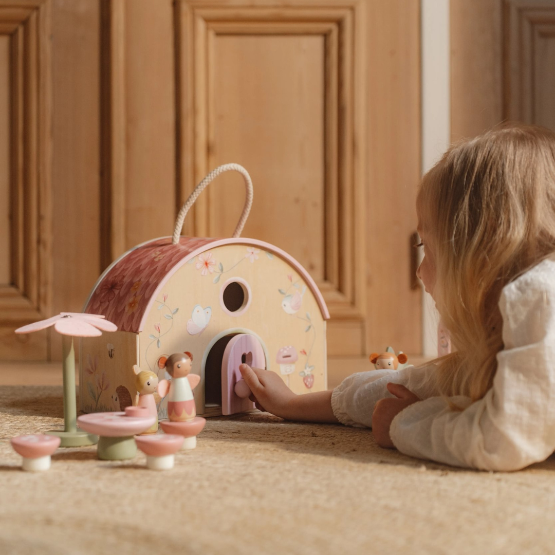 Little Dutch Fairy House – Fairy Garden