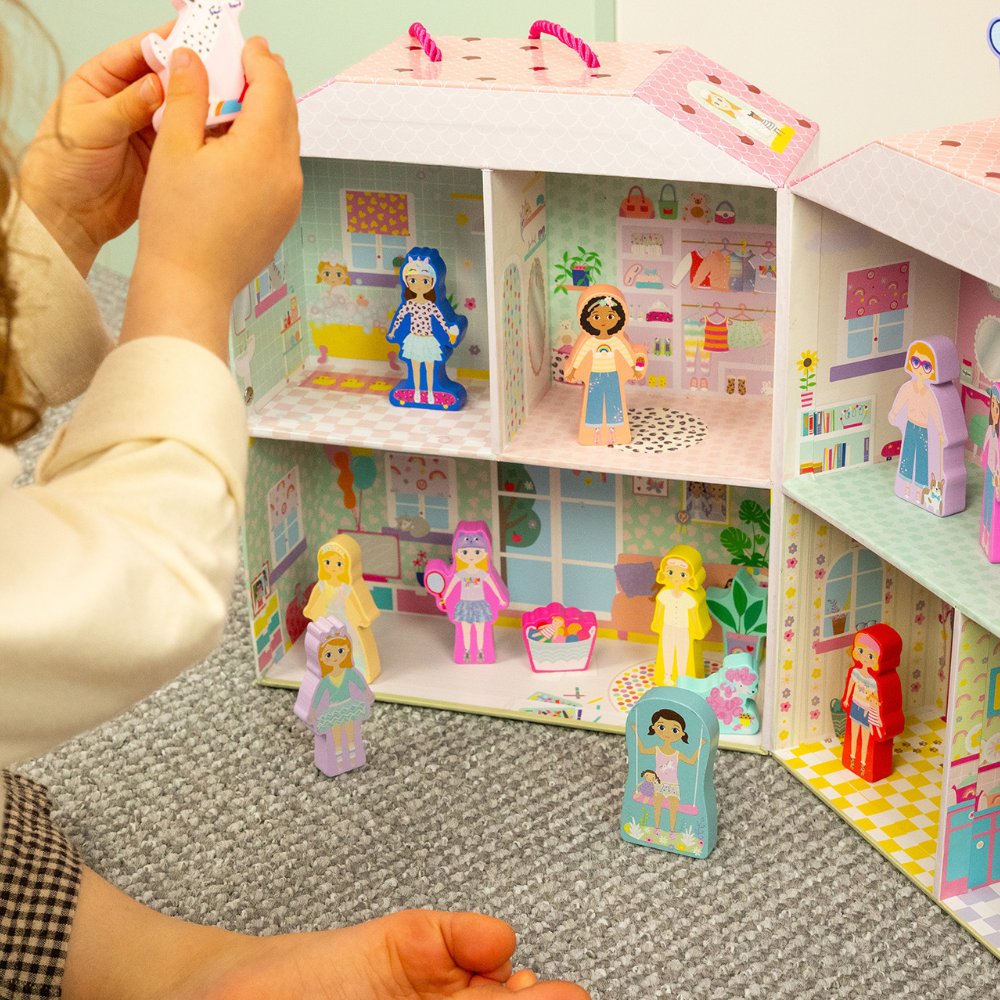 Floss & Rock My Playhouse – Best Friends