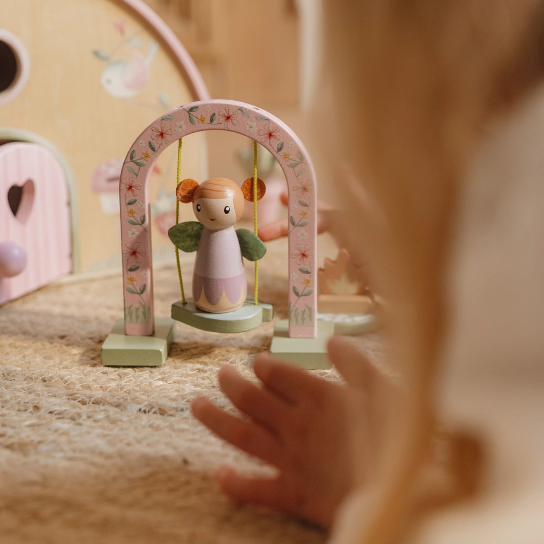 Little Dutch Fairy House – Fairy Garden