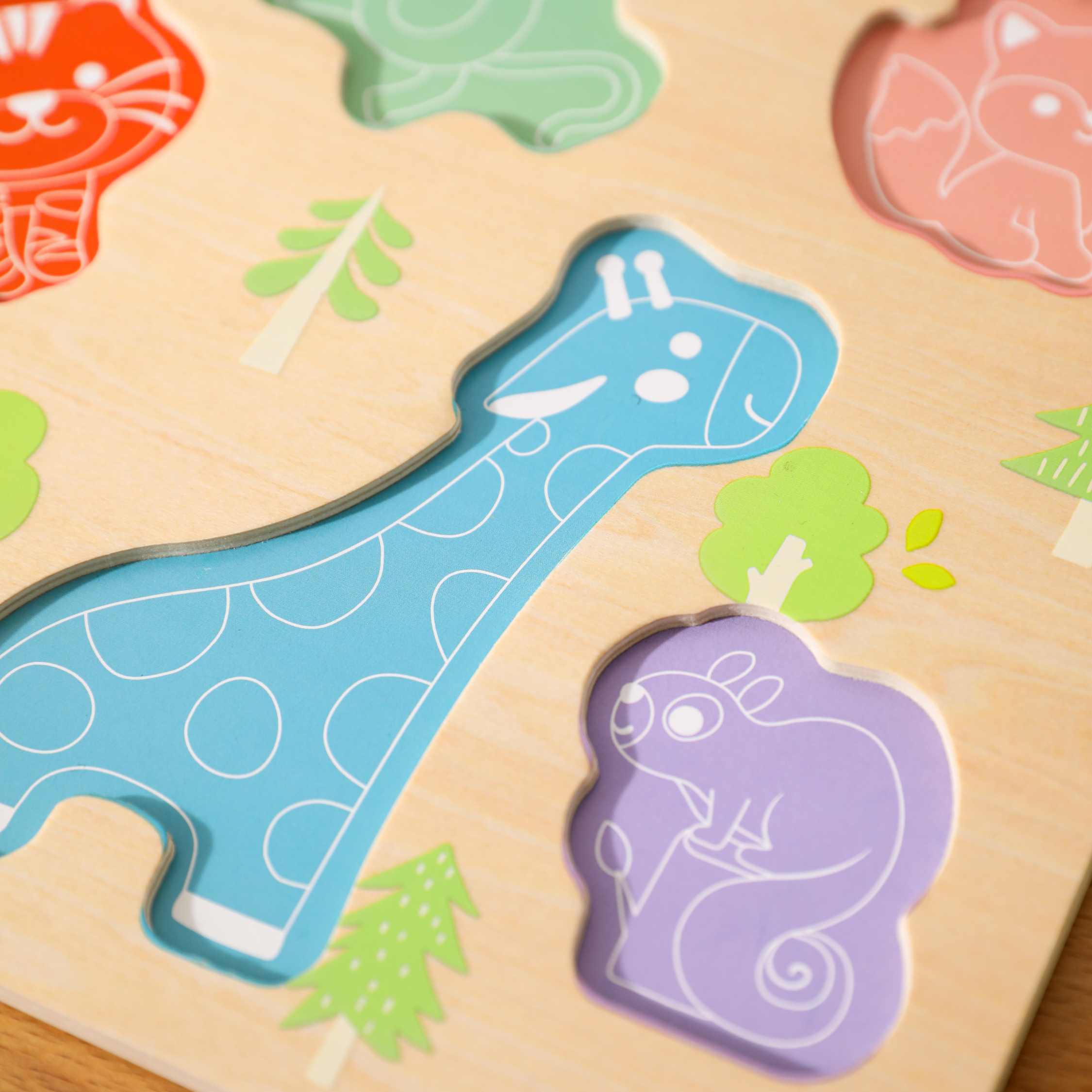 Classic World Wooden Puzzle – Animals