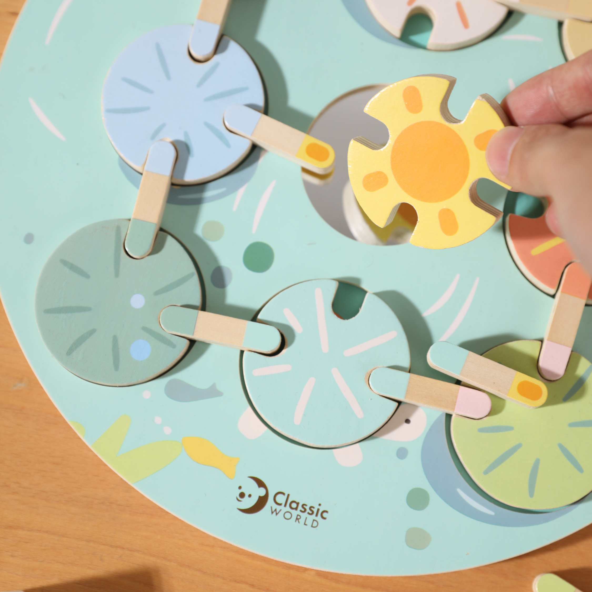 Classic World Lotus Leaf Game