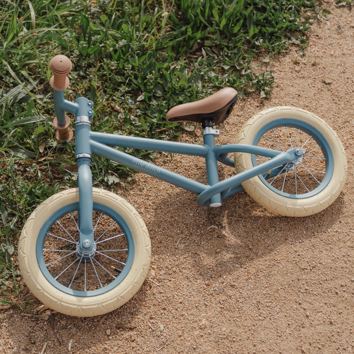 Little Dutch Balance Bike – Matt Blue
