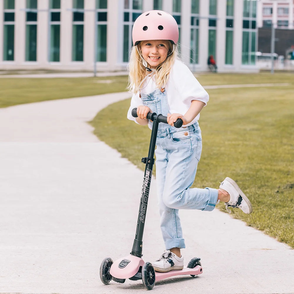 Scoot And Ride Highwaykick 3 LED Glow Scooter – Rose